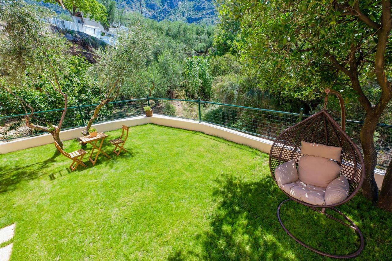 Almyros Aktis Private Garden *